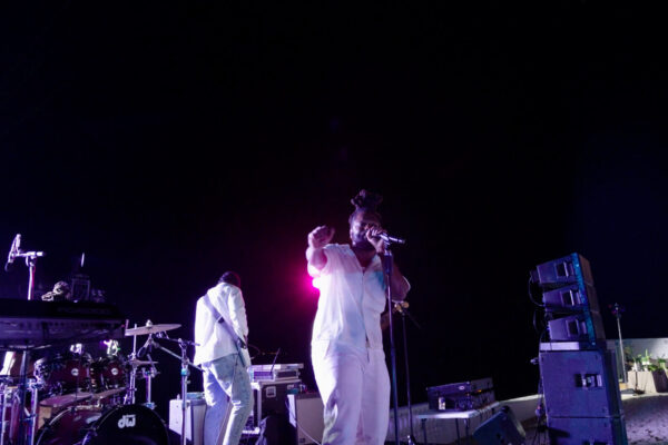 MEL AND DAVID_MASTER_Noise Reduction.00_02_34_13.Still006 MEL AND DAVID_MASTER_Noise Reduction.00_02_34_13.Still006